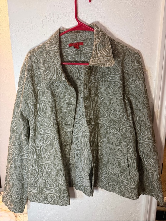 Jones New York Jackets & Blazers - Jones New York Sage Green Paisley Blazer